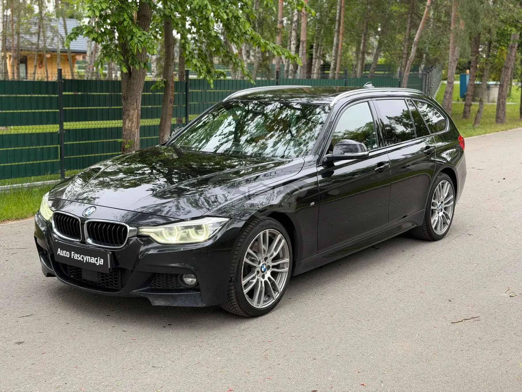 BMW 3 Series F30/F31 330d xDrive Edition M Sport Shadow 2016
