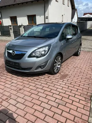 Opel Meriva II 1.4 Active 2011