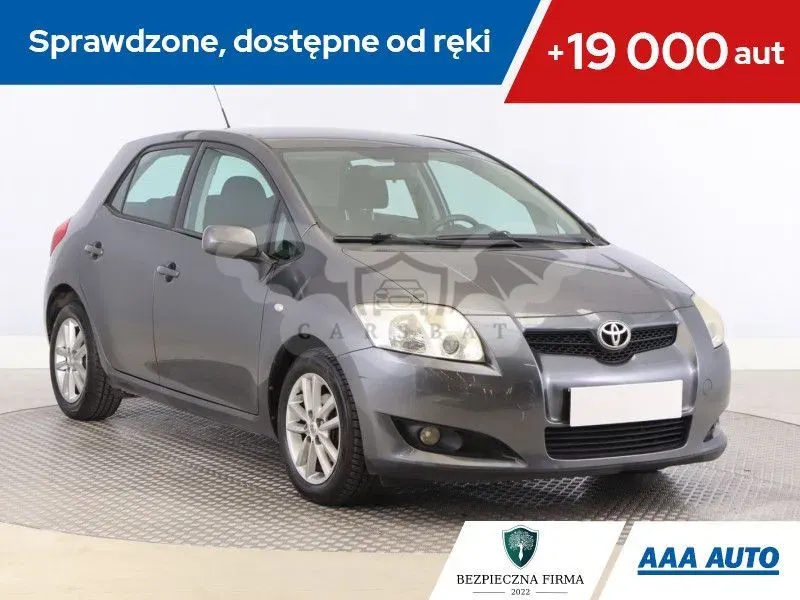 Toyota Auris I 2009