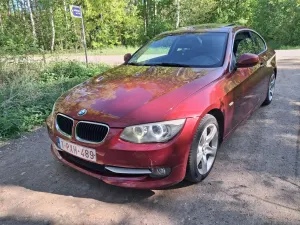BMW 3 Series E90/E91/E92/E93 320d DPF Edition Fleet Sport 2011