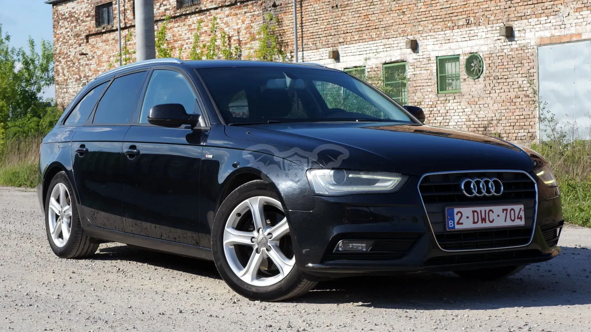 Audi A4 B8 2.0 TDI DPF Attraction 2012