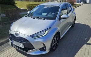 Toyota Yaris III Hybrid 1.5 Style 2025