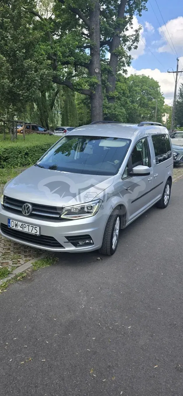 Volkswagen Caddy IV ver-2-0-tdi-comfortline 2016
