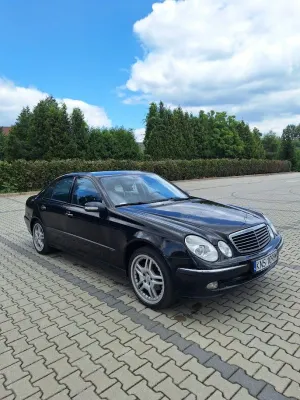 Mercedes-Benz E W211 2003