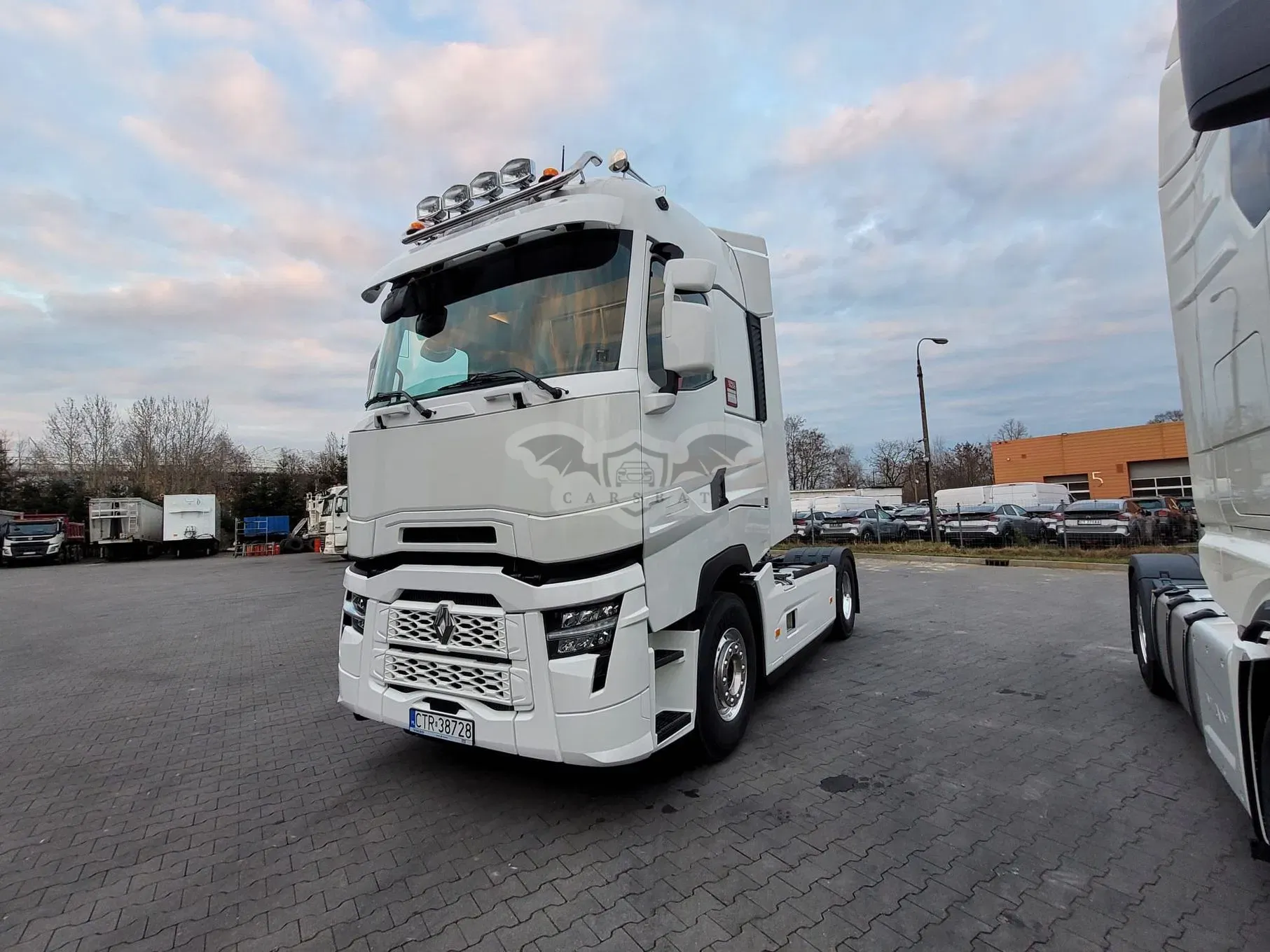 Renault T-series 2023