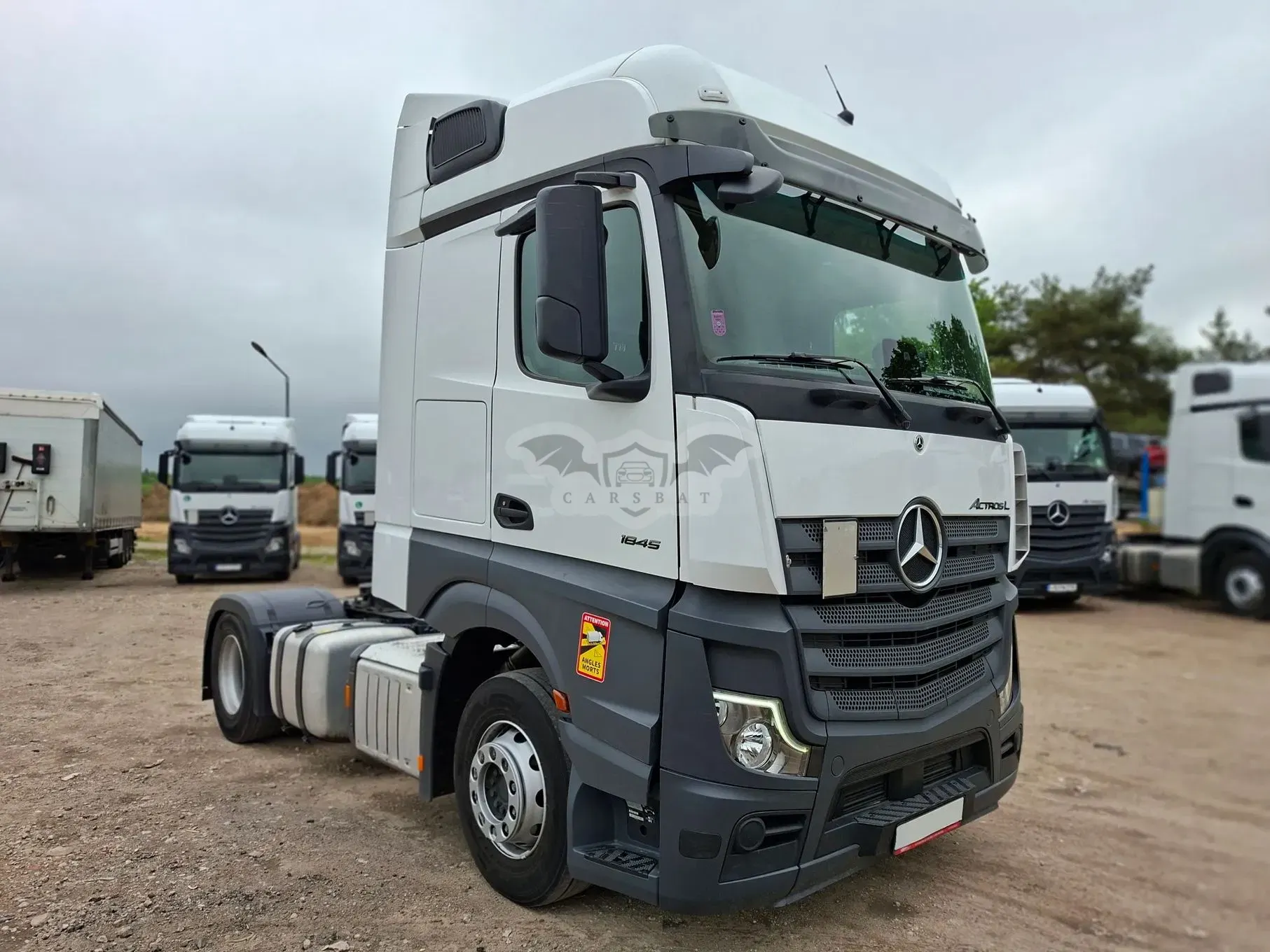 Mercedes-Benz Actros 2025