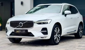 Volvo XC60 II B5 B AWD Plus Bright 2023