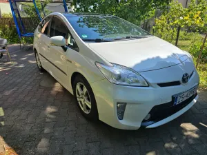 Toyota Prius III 1.8 HSD Prestige 2012