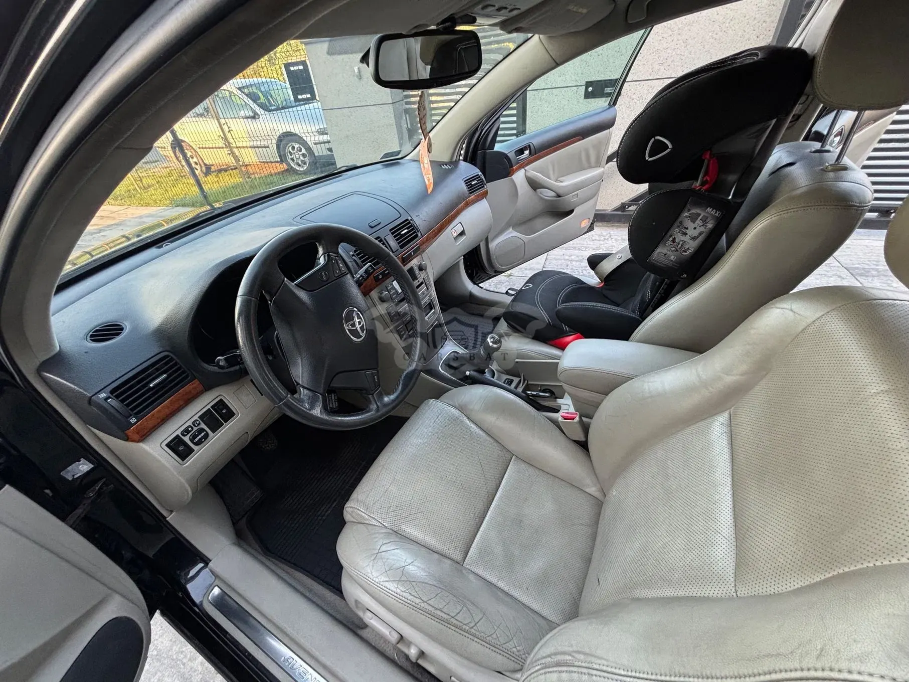 Toyota Avensis II 2.0 D-4D Luna 2006