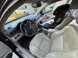 Toyota Avensis II 2.0 D-4D Luna 2006