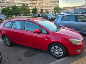 Opel Astra J 1.7 CDTI 2011