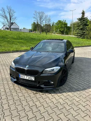 BMW 5 Series F10/F11 535i xDrive Sport-Aut Luxury Line 2012