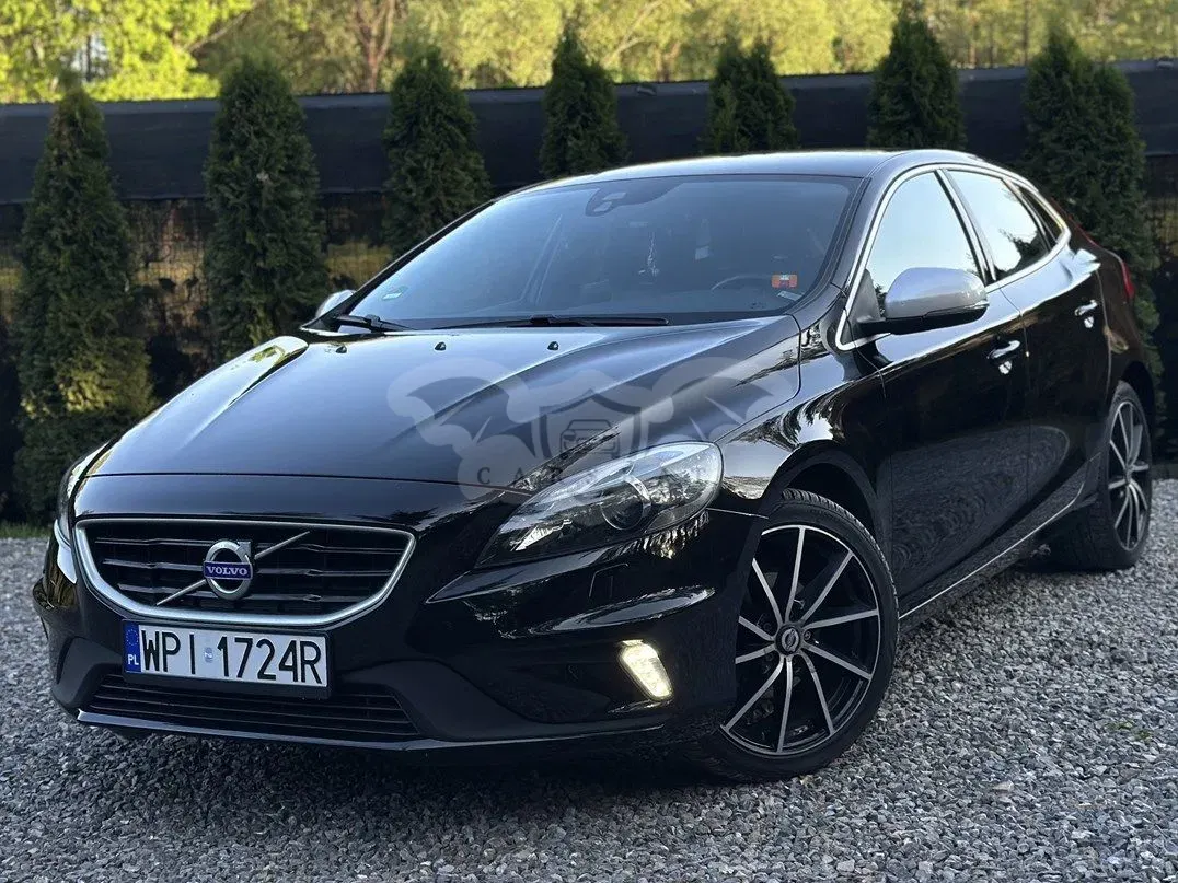 Volvo V40 II D2 Drive-E R-Design Kinetic 2015