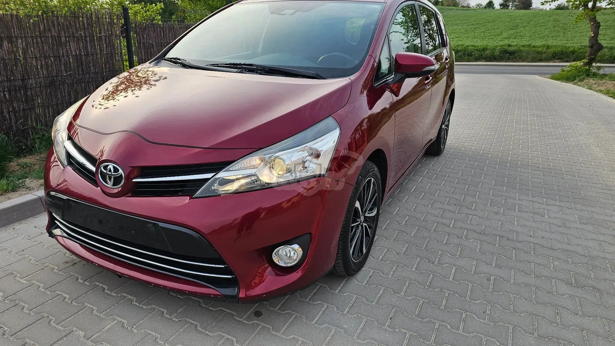 Toyota Verso-S 1.8 Multidrive 7-Sitzer Skyview Edition 2017