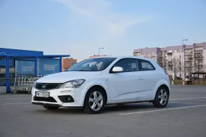 Kia Ceed I 1.4 L 2011