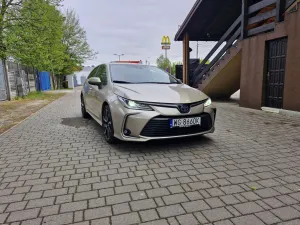 Toyota Corolla Seria E21 1.8 Hybrid GPF Executive 2022