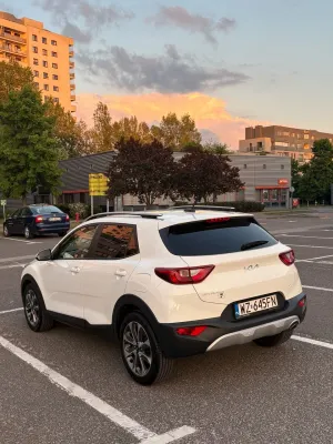 Kia Stonic 1.0 T-GDI L DCT 2022