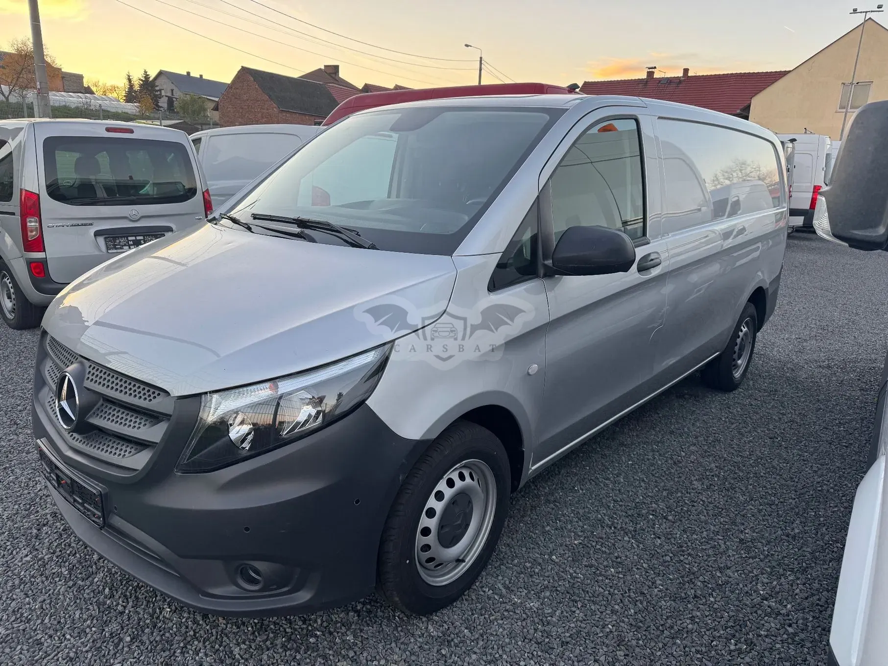 Mercedes-Benz Vito 2023