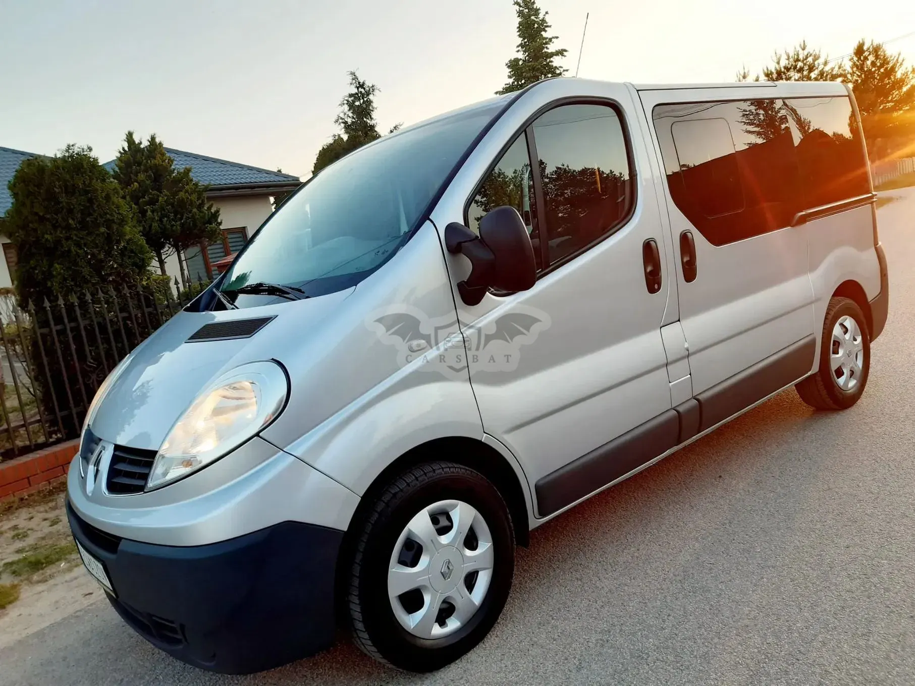 Renault Trafic II L1H1 Passenger Lux 2012