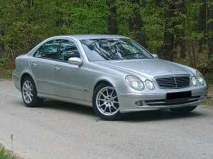Mercedes-Benz E W211 2002