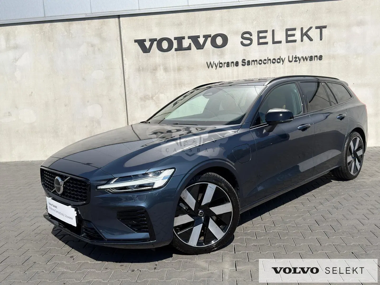 Volvo V60 II 2025