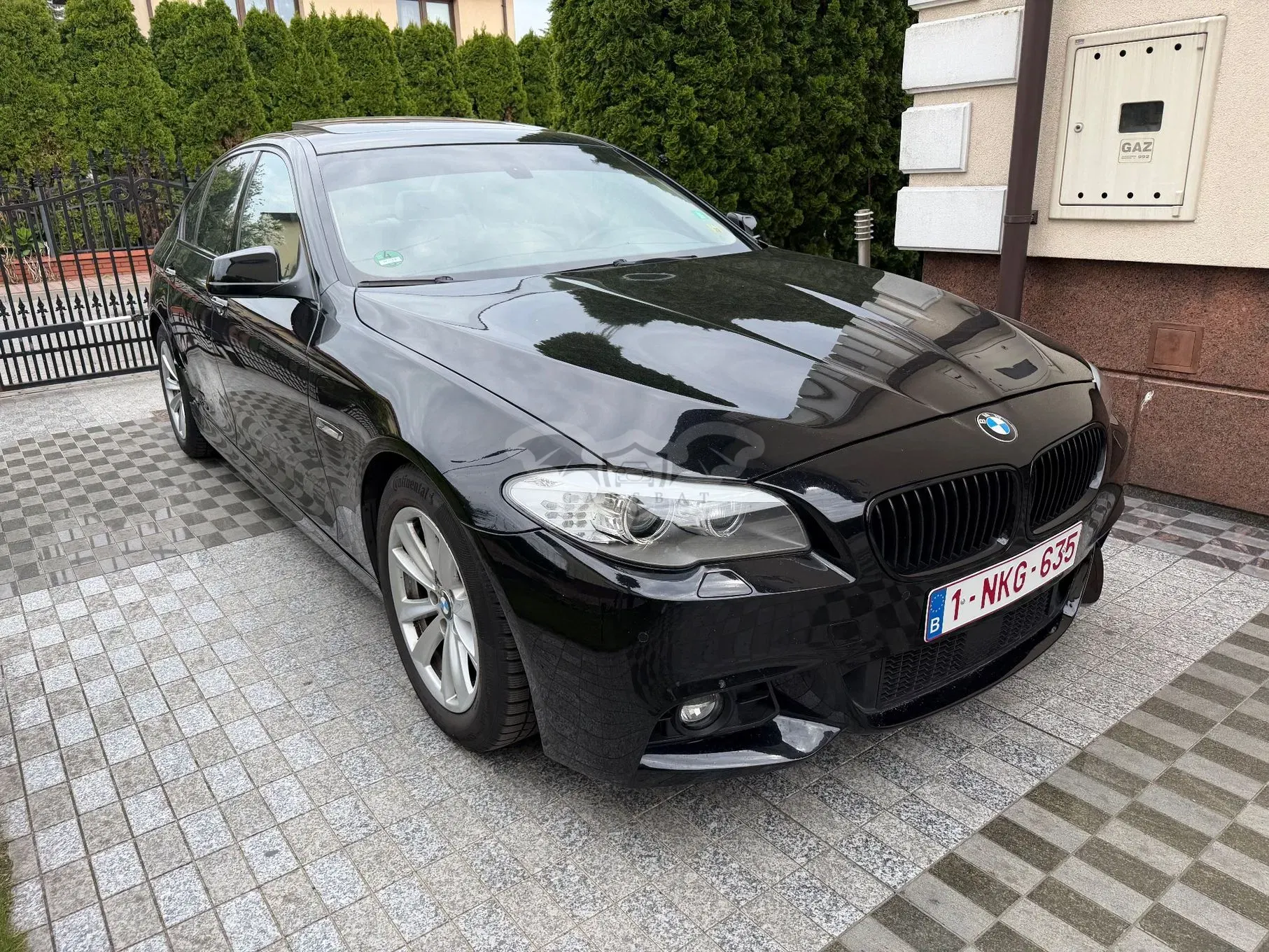 BMW 5 Series F10/F11 528i xDrive 2012