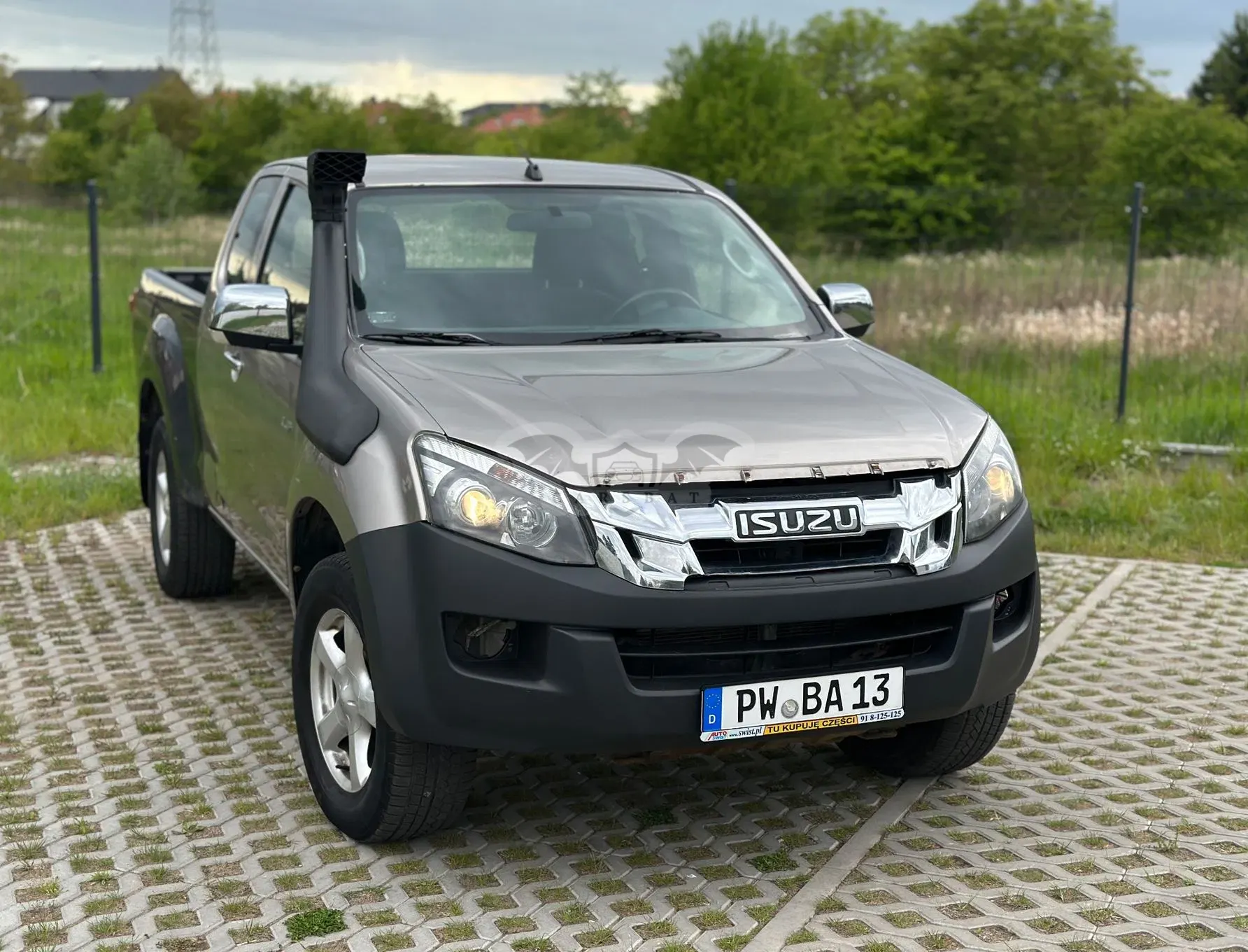 Isuzu D-Max 4x4 Double Cab Custom 2014