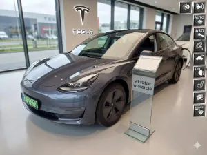 Tesla Model 3 2023