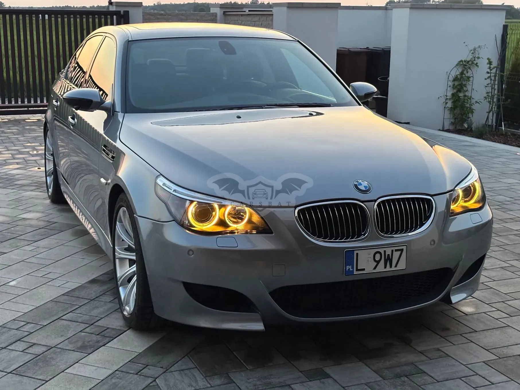 BMW M5 Standard 2006