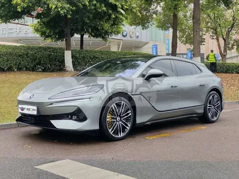 Denza Z9 2025