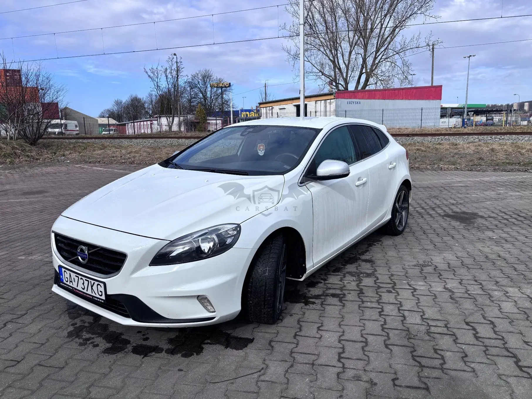 Volvo V40 II D3 Drive-E R-Design Momentum 2015