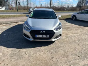 Hyundai i40 Kombi blue 1.6 Trend 2015
