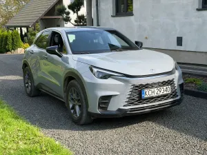 Lexus LBX 1.5 Hybrid 2024