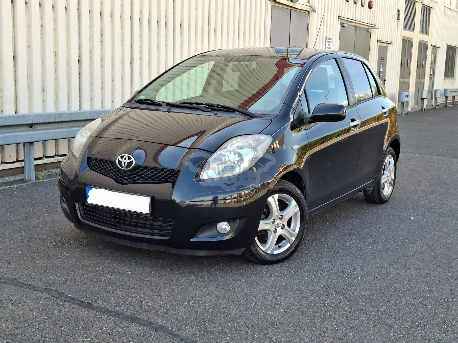 Toyota Yaris II 2011