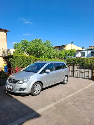 Opel Zafira B (2005-2014) 1.8 Cosmo 2012