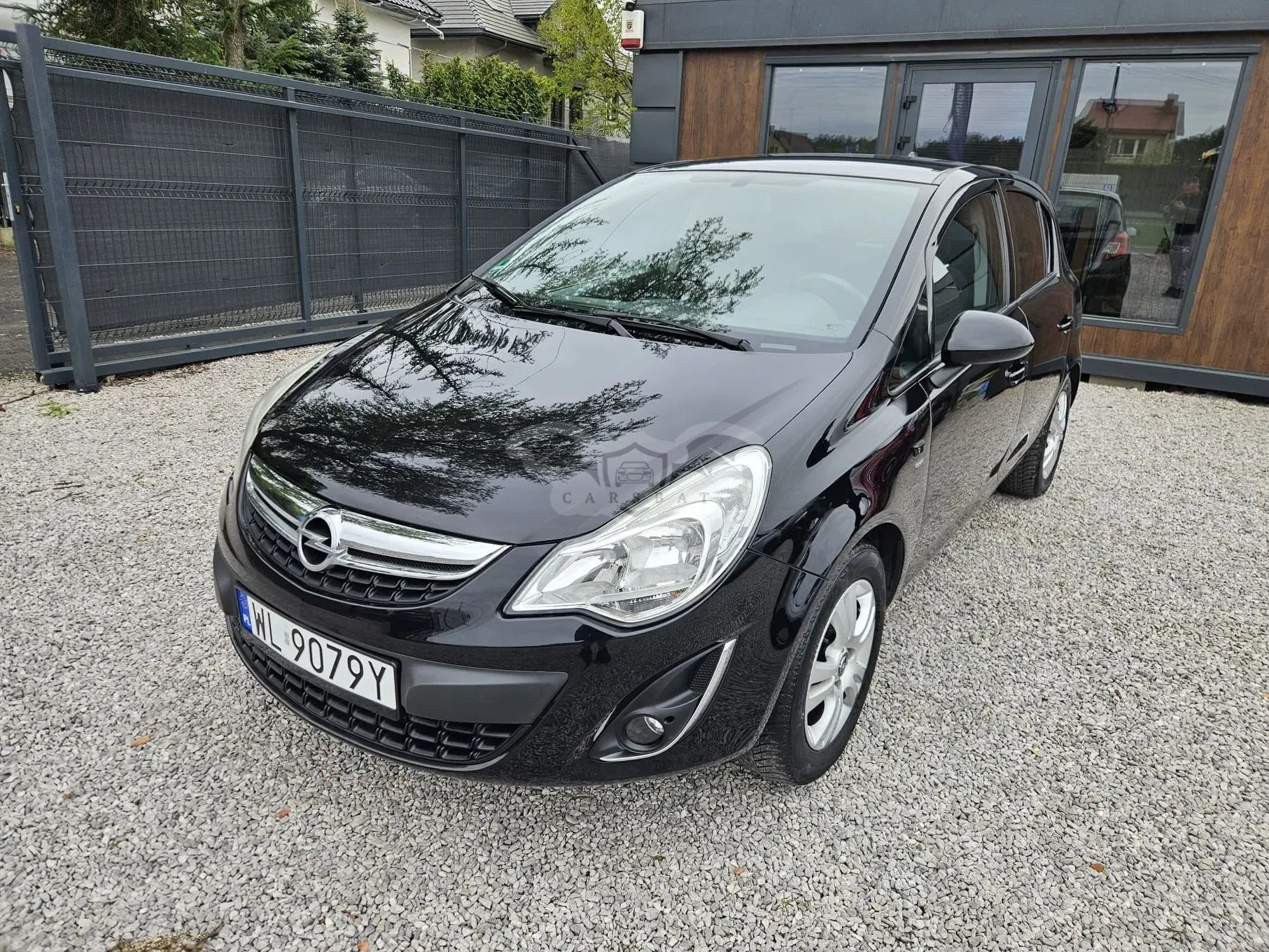 Opel Corsa D 1.4 16V Satellite 2011
