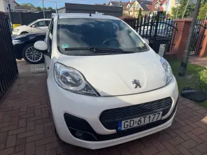 Peugeot 107 1.0 Happy 2012