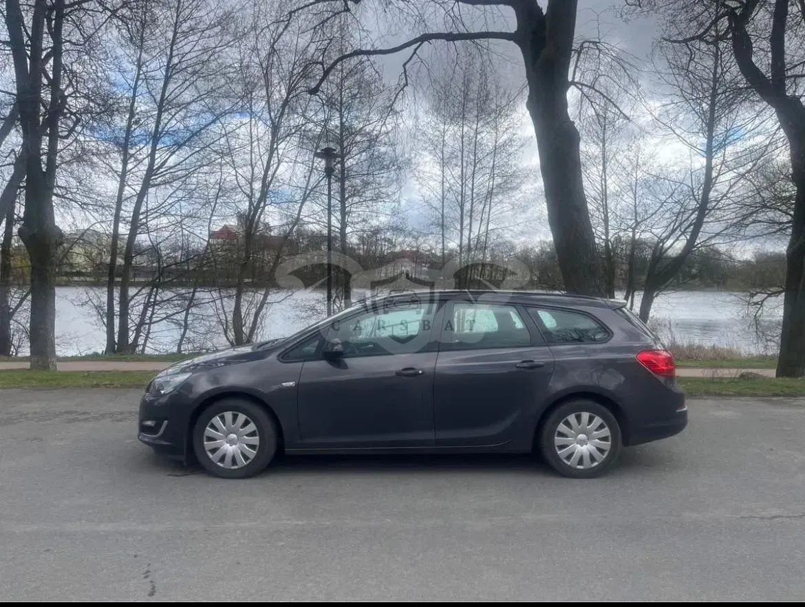 Opel Astra J 1.7 CDTI 2013