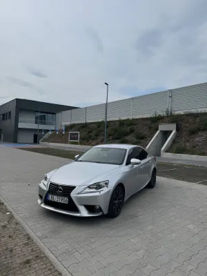 Lexus IS III 300h Prestige 2014