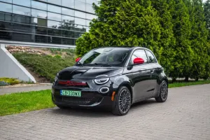 Fiat 500 42 kWh Red 2024