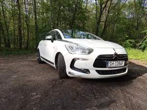 Citroën DS5 HDi 165 SportChic 2013