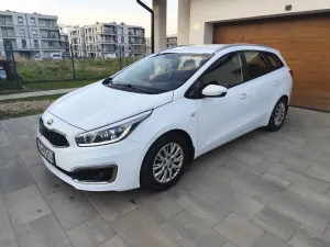 Kia Ceed II 1.6 GDI Business Line 2015