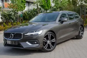 Volvo V60 II B4 B Geartronic Inscription 2021
