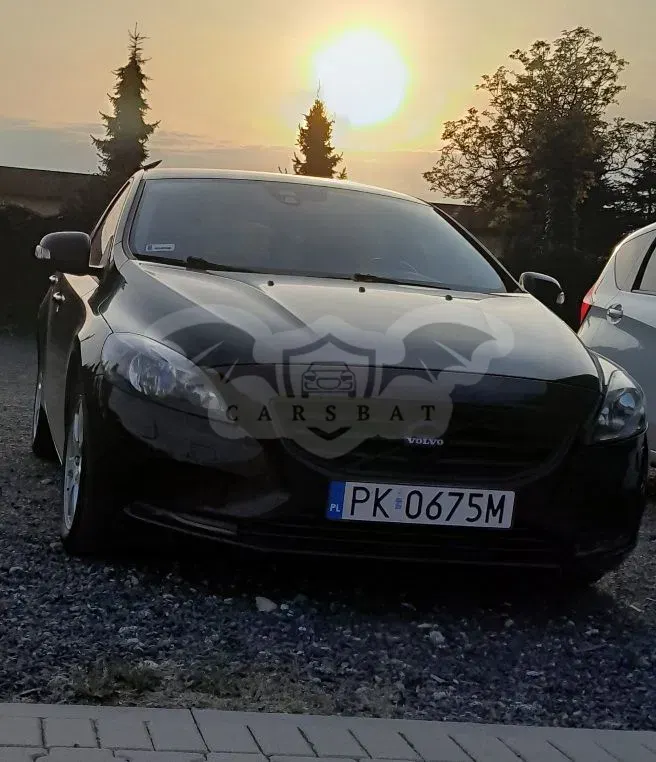 Volvo V40 II D2 Momentum 2014