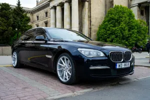 BMW 7 Series F01 750Li xDrive 2015
