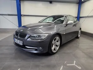 BMW 3 Series E90/E91/E92/E93 320d Edition Exclusive 2011