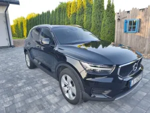 Volvo XC40 D4 AWD Geartronic Momentum Pro 2019