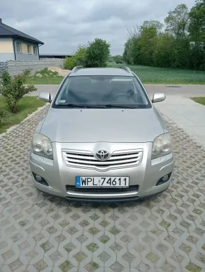 Toyota Avensis II 1.8 VVT-i Luna 2008