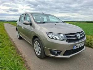 Dacia Sandero II 1.2 16V Laureate 2015