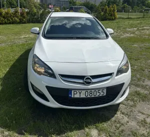 Opel Astra J 1.7 CDTI Essentia 2014